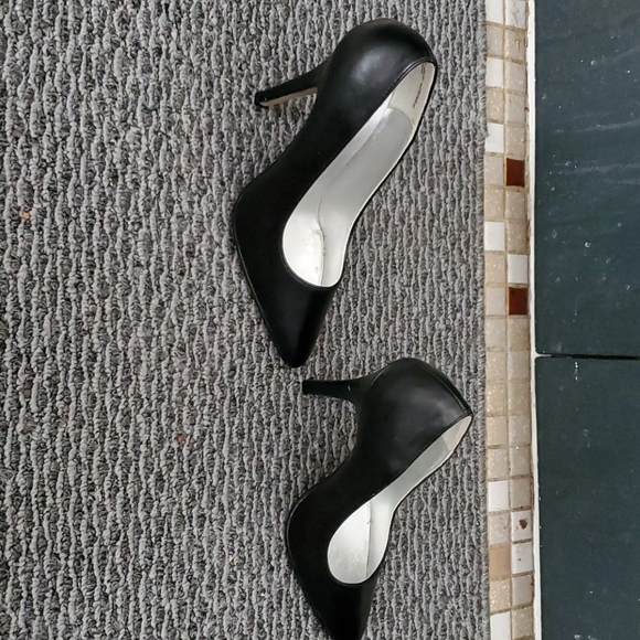 The Highest Heel Black stiletto shoes - Picture 3 of 8